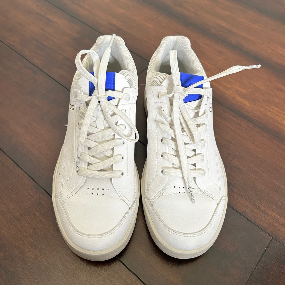 On THE ROGER Centre Court Women 9 White Tennis Sneaker